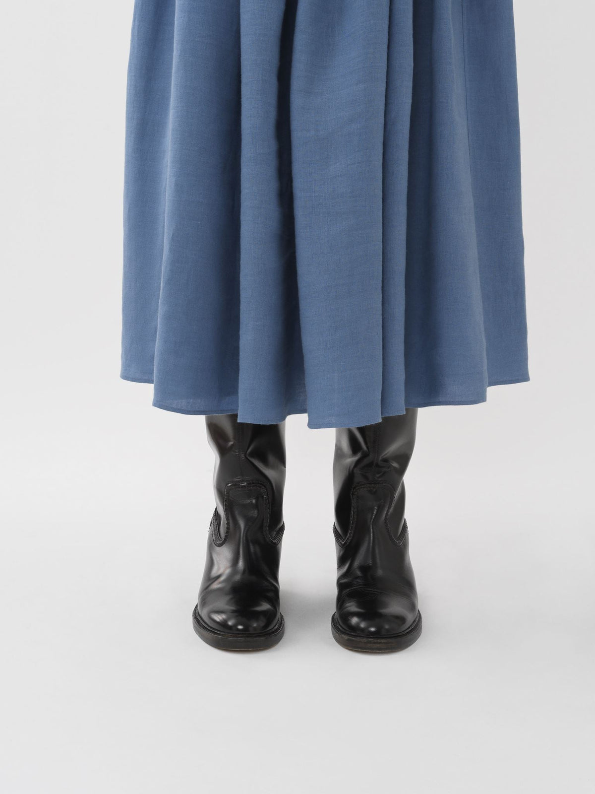 OK PORTE_Jupe mi-longue fluide en lin - Pure Blue
