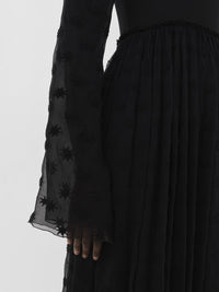 OK PORTE_Robe maxi empire en soie - Black