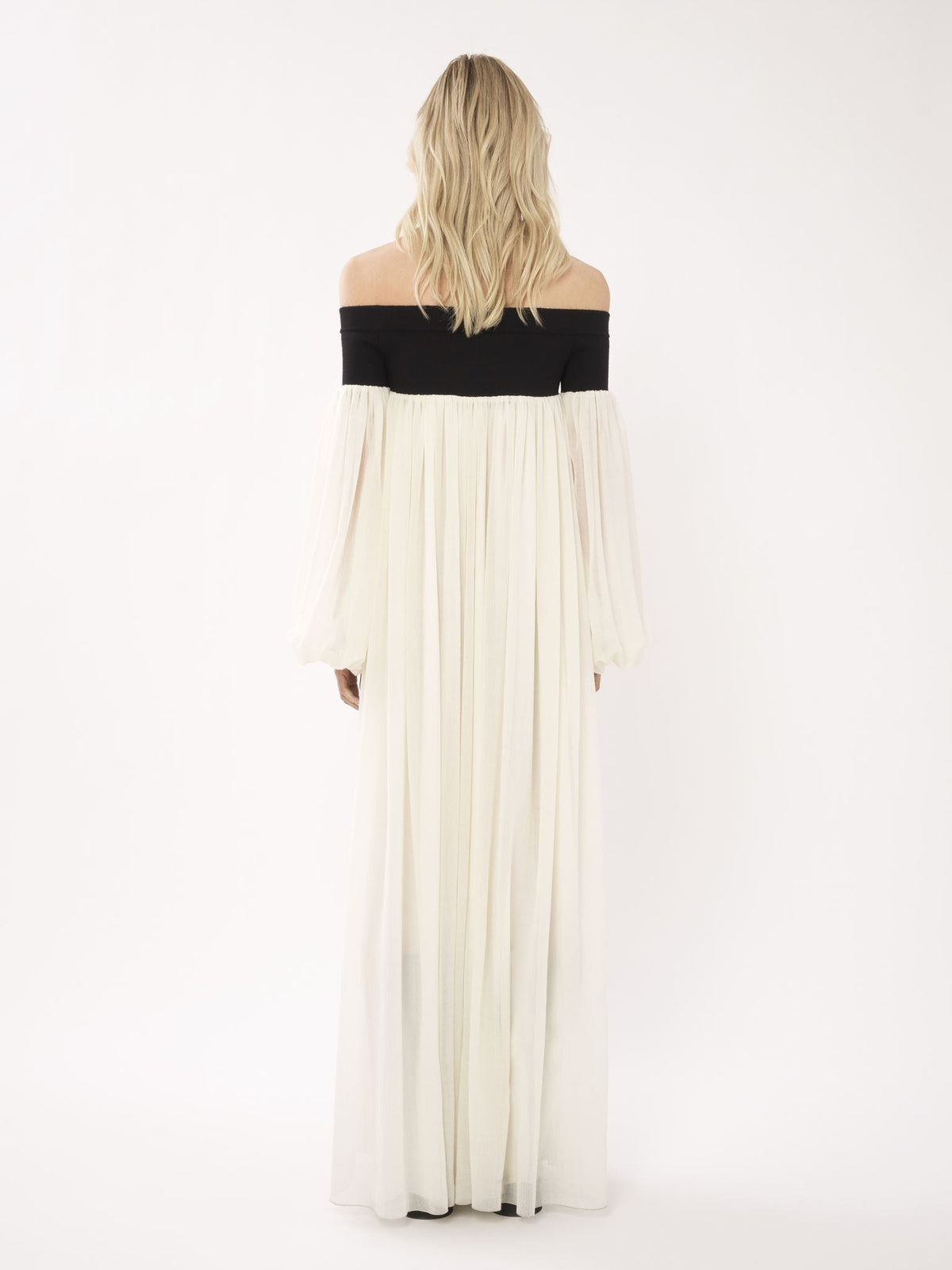 OK PORTE_Robe longue bi-matière à épaules dénudées en laine - Black & White