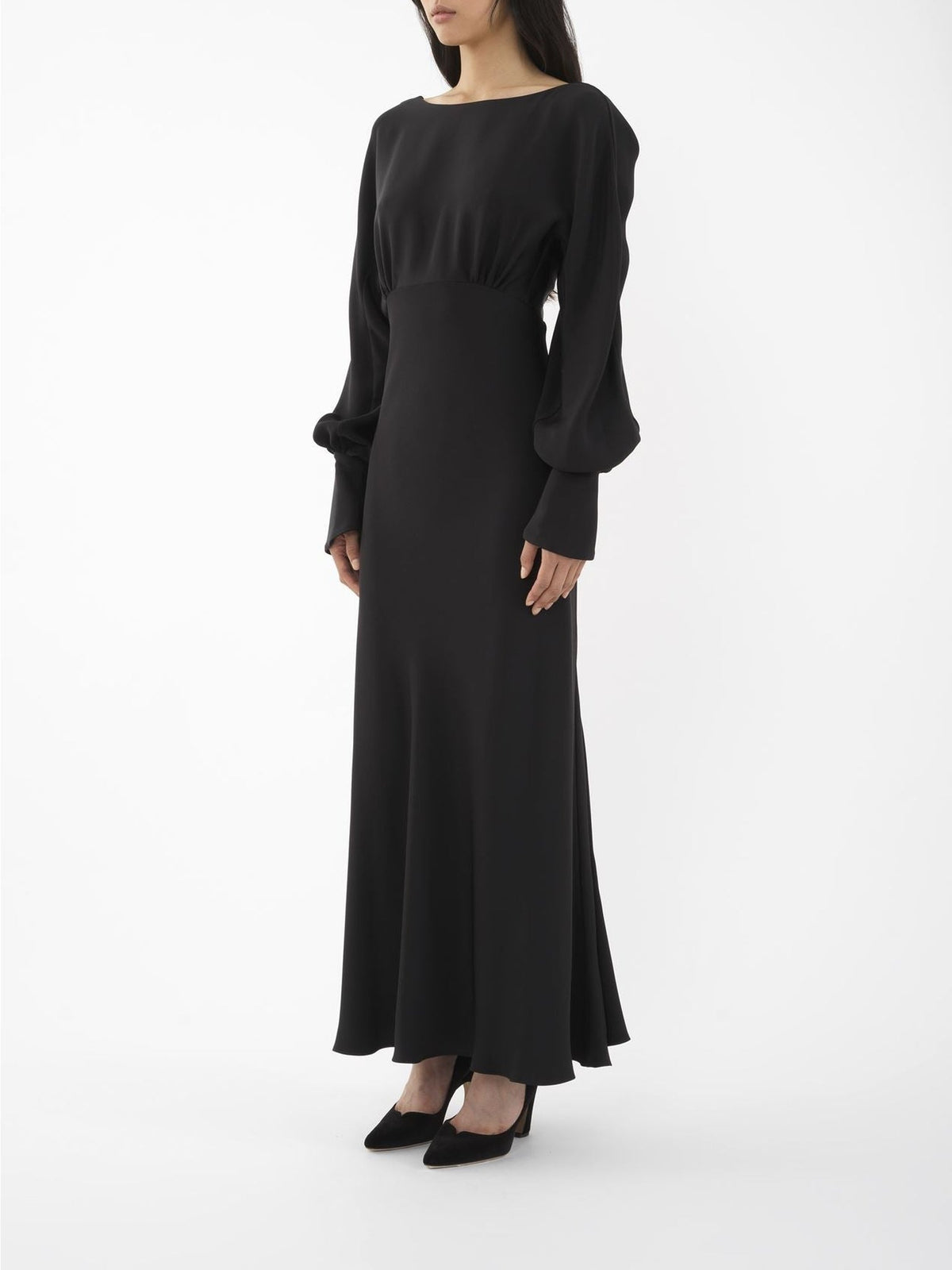 OK PORTE_Robe longue évasée dos ouvert en soie - Black