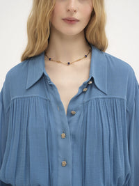 OK PORTE_Robe chemise courte froncée en soie mélangée - Parisian Blue