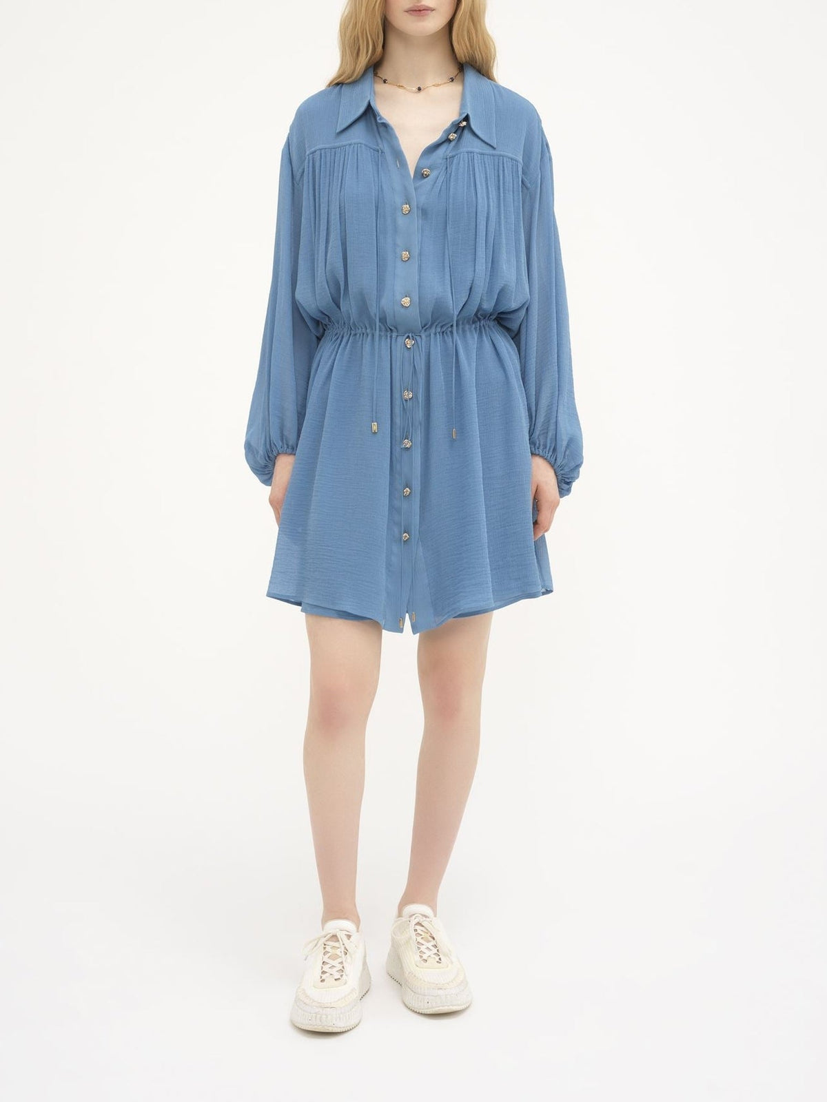 OK PORTE_Robe chemise courte froncée en soie mélangée - Parisian Blue