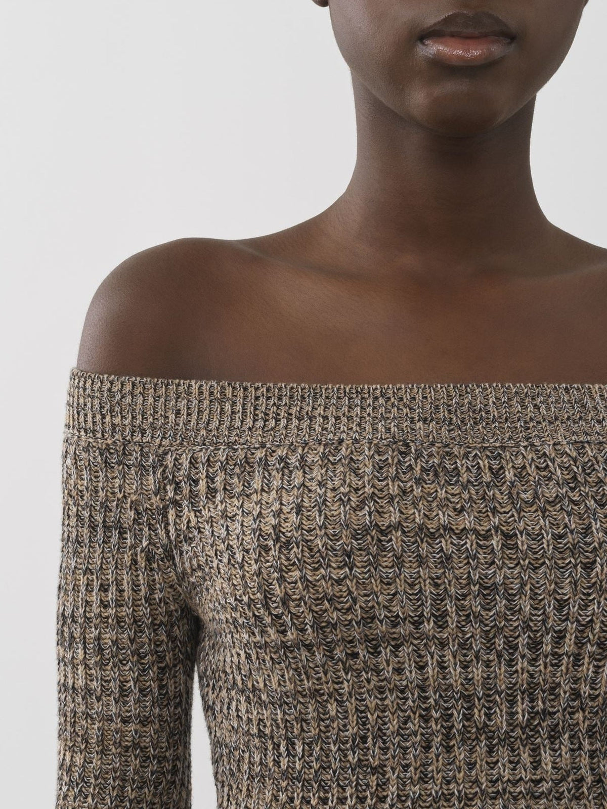OK PORTE_Pull court à épaules nues en laine - Multicolor Beige