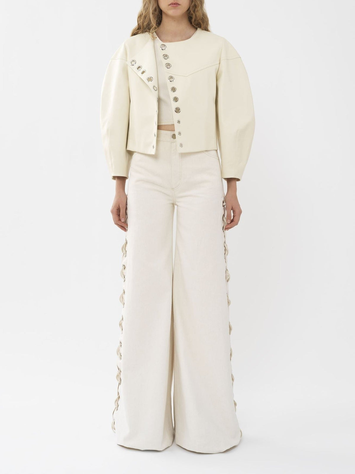 OK PORTE_Veste courte ouverte en cuir - Eden White