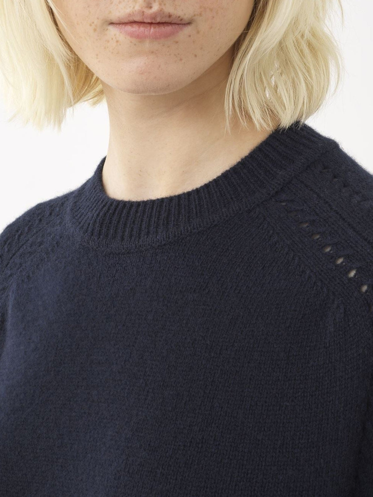 OK PORTE_Pull large col rond en cachemire - Iconic Navy