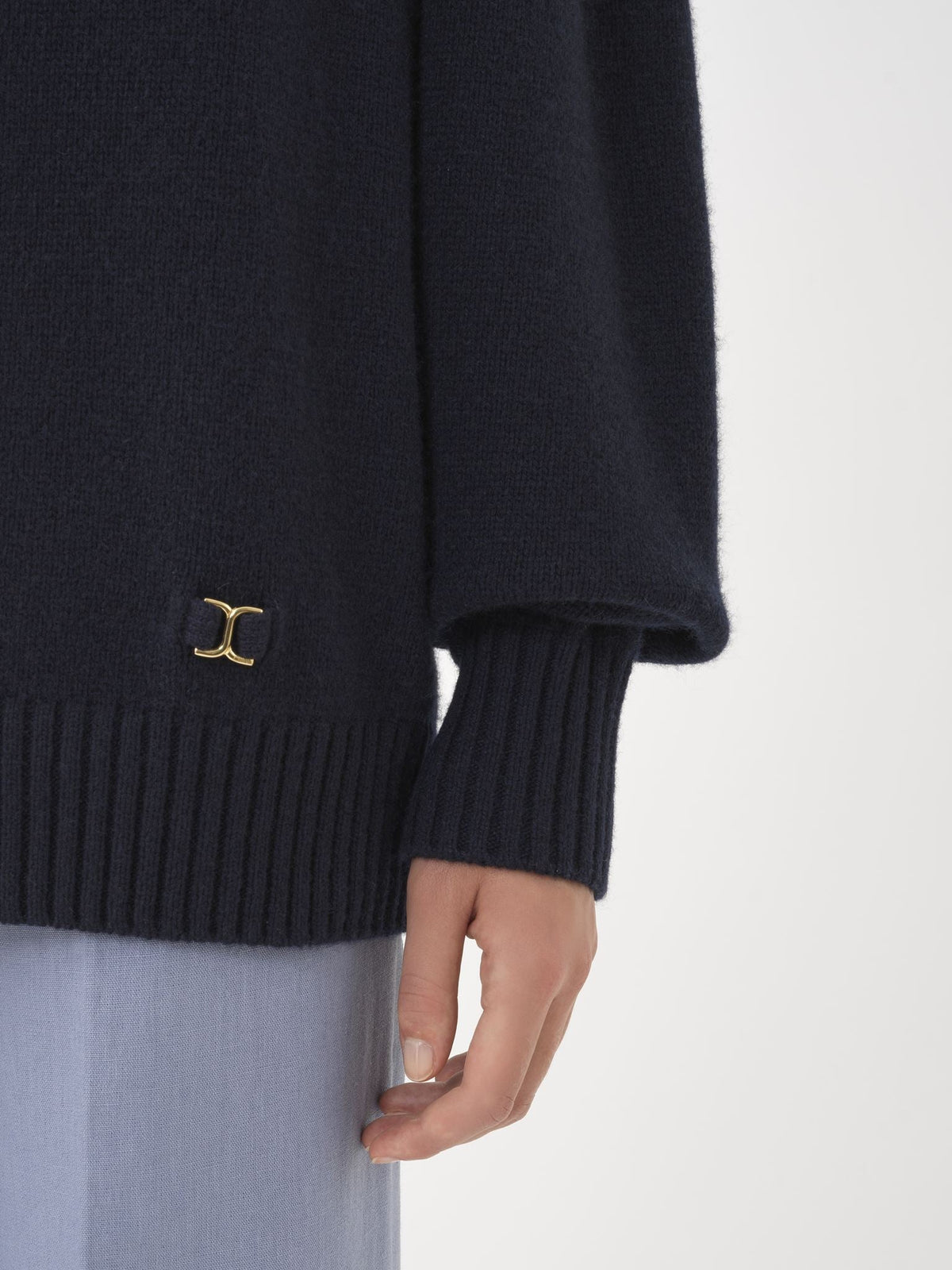 OK PORTE_Pull large col rond en cachemire - Iconic Navy