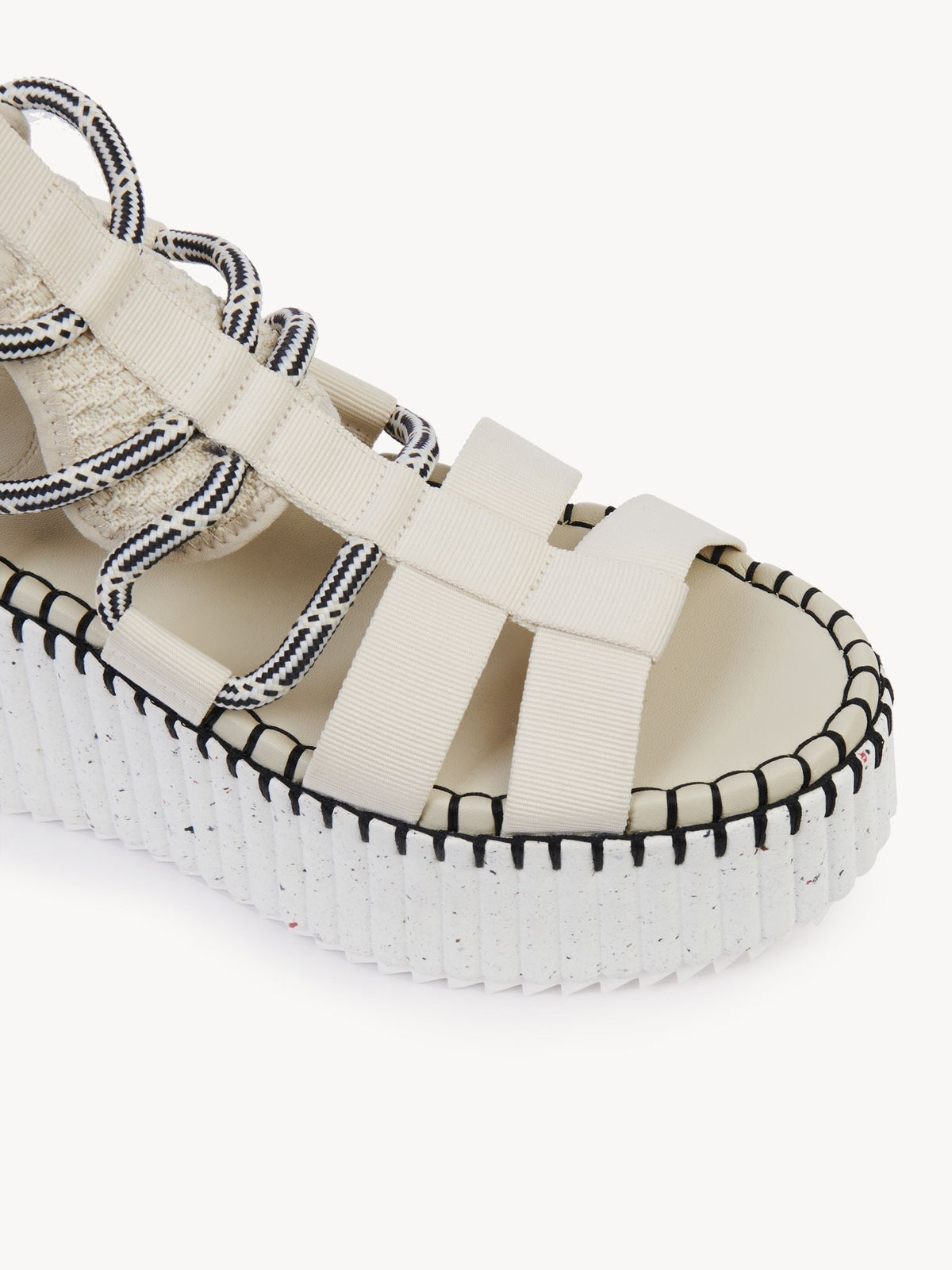 OK PORTE_Sandales compensées Nama - Pearly Grey