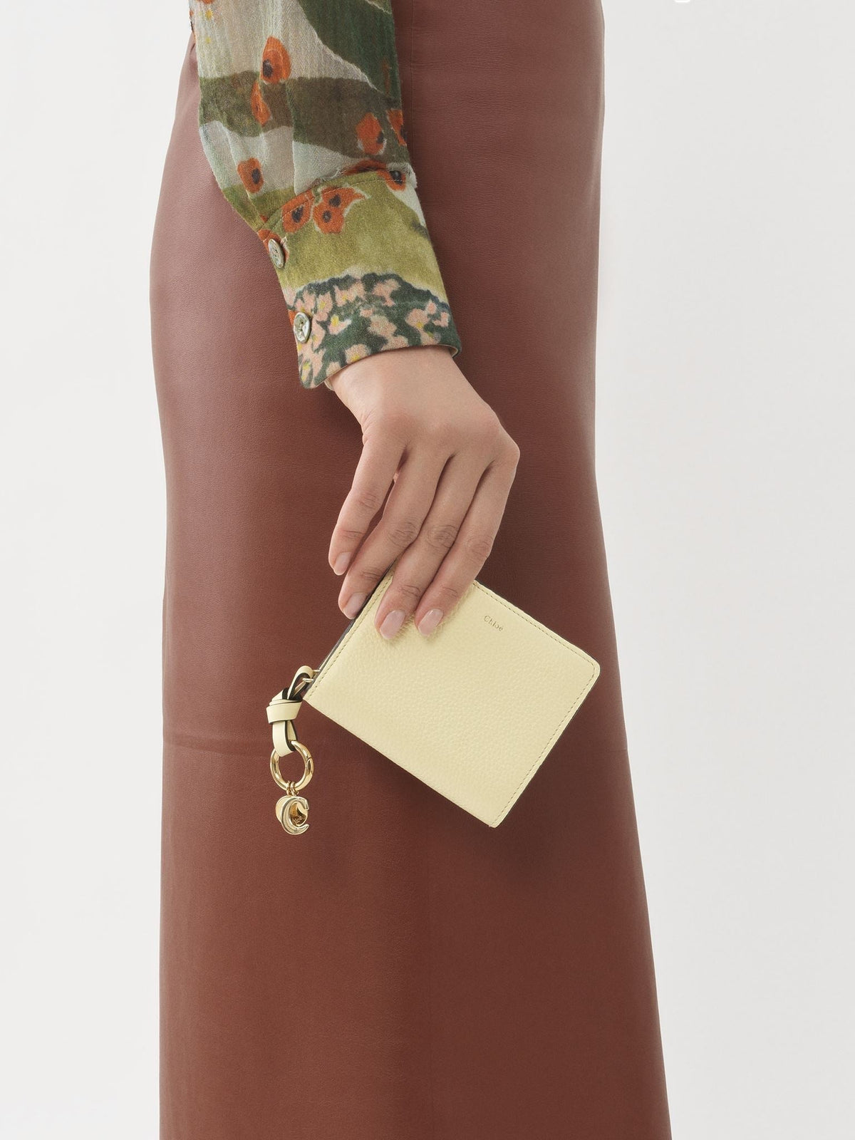OK PORTE_Portefeuille compact zippé Alphabet en cuir - Cashmere Grey