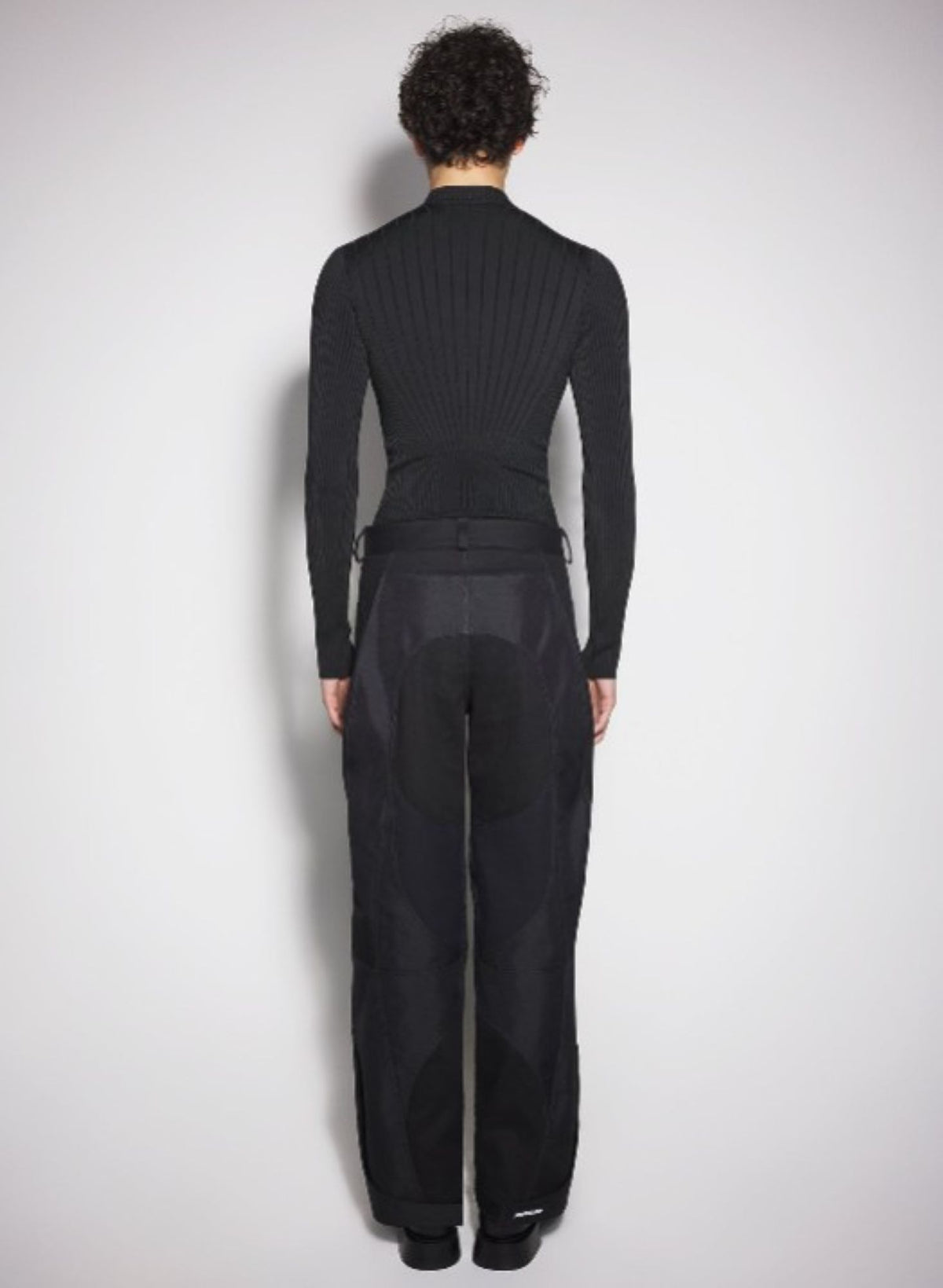 BLACK TECHNICAL FABRIC CARGO PANTS