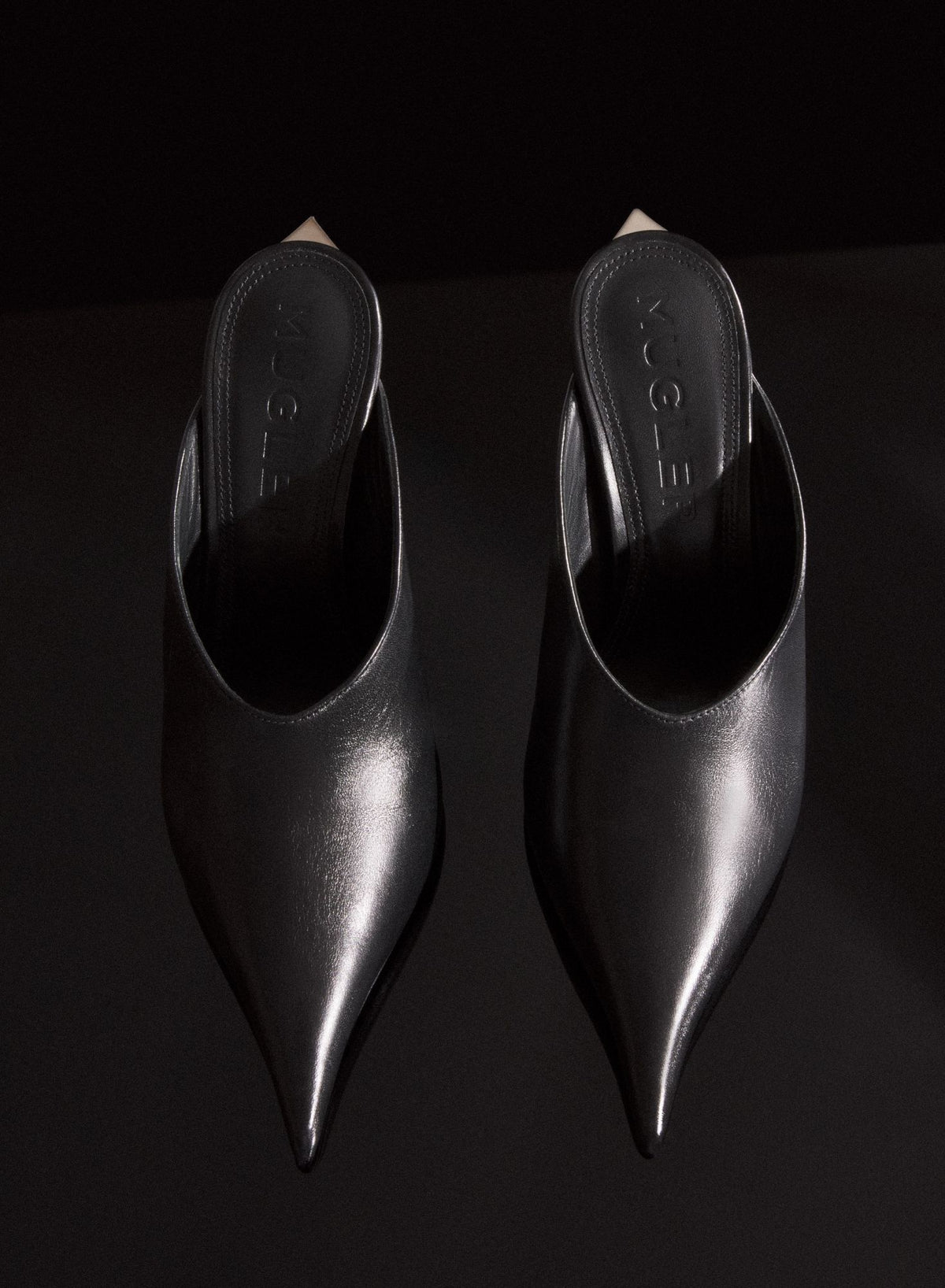 BLACK LEATHER FANG 95 MULES