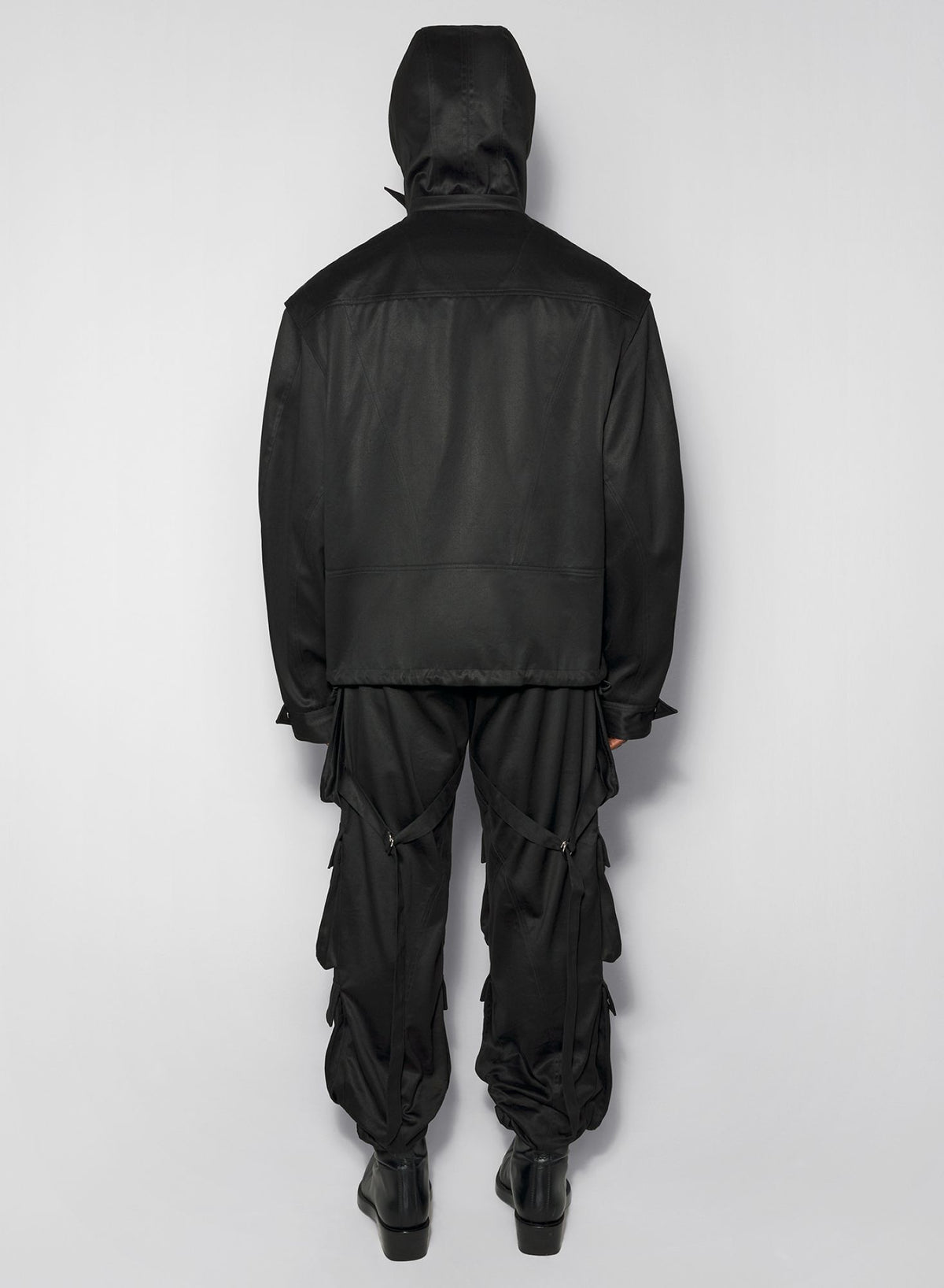 BLACK CARGO JACKET