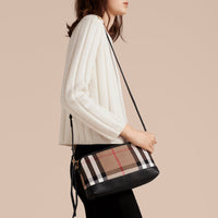 W CLUTCH BAG NOIR