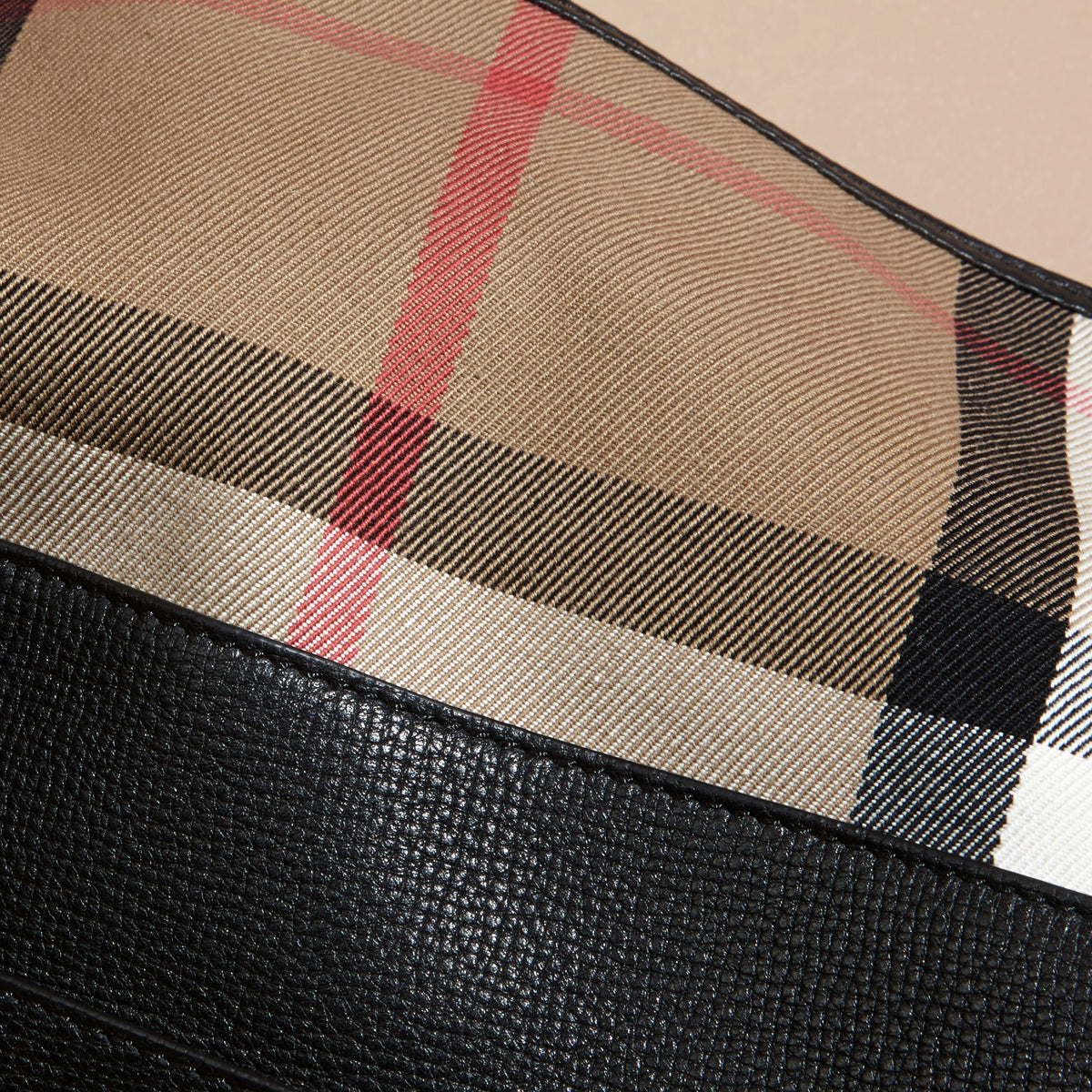W CLUTCH BAG NOIR