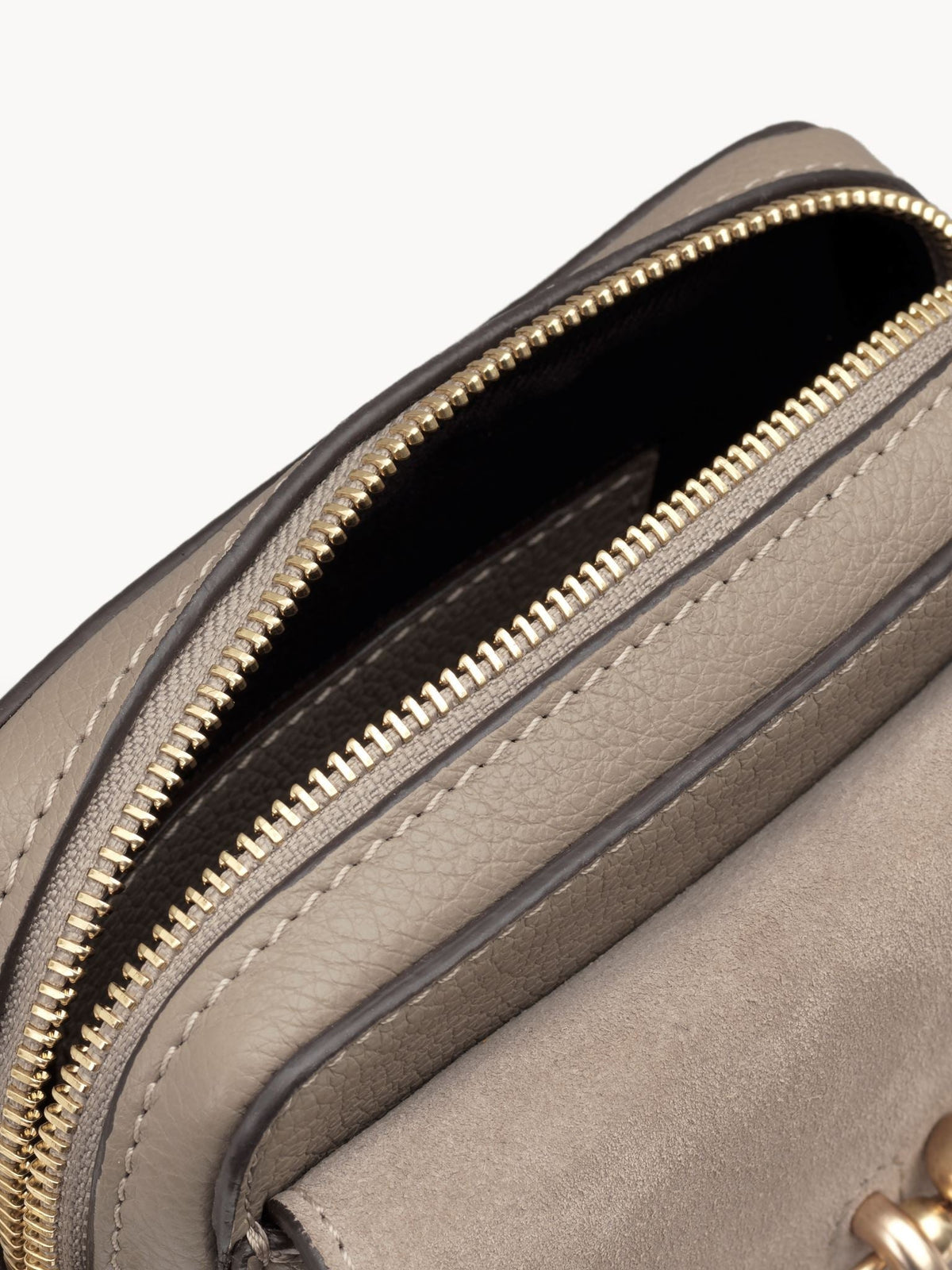 OK PORTE_Petit sac Caméra Joan en cuir - Motty Grey
