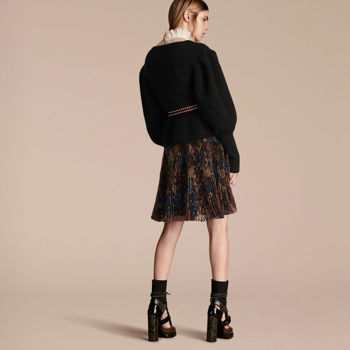 W KNIT ROUNDNECK NOIR