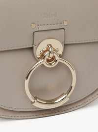 OK PORTE_Petit sac Tess à bandoulière en cuir - Motty Grey