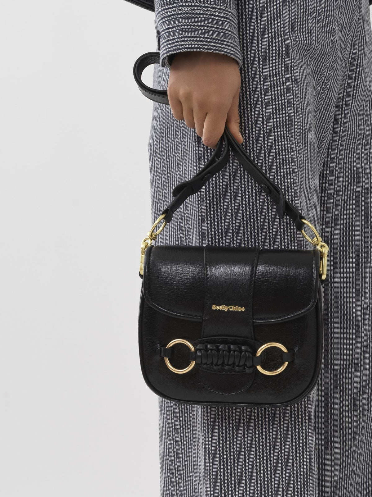 OK PORTE_Sac porté épaule Saddie en cuir - Black