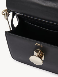 OK PORTE_Petit sac porté épaule Penelope en cuir - Black