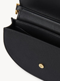 OK PORTE_Black CHAIN FLAP BAG - Black