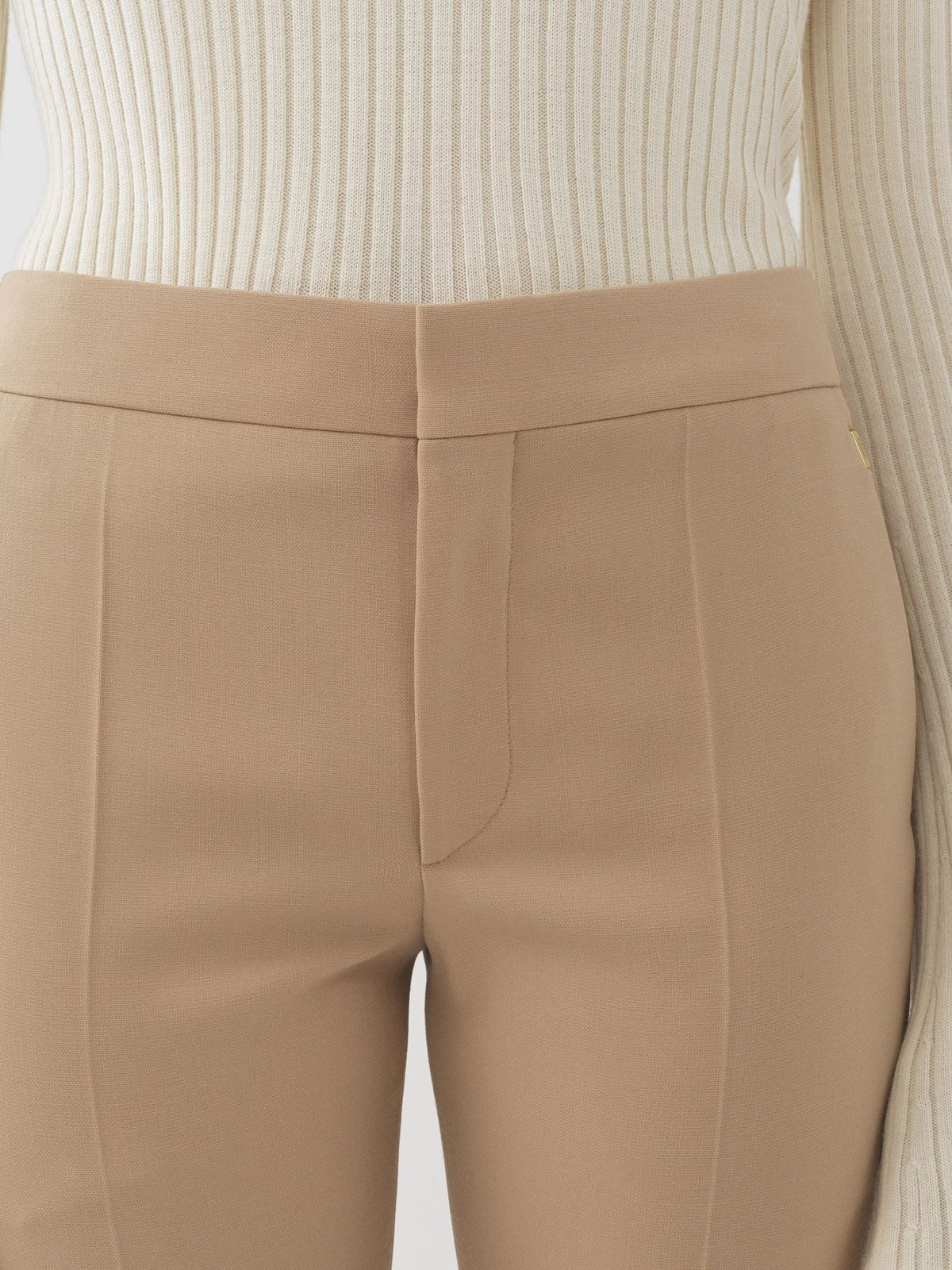OK PORTE_Pantalon cigarette court en laine - Soft Tan