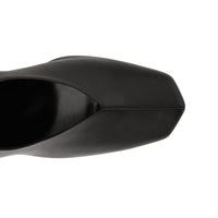 W COURT / PUMP NOIR