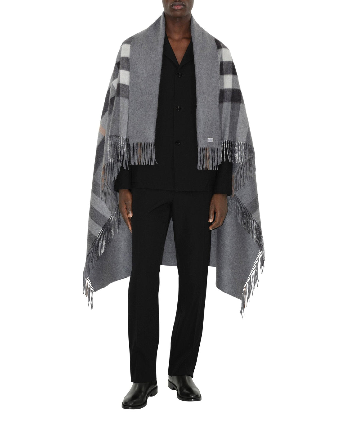 THROWS & CUSHIONS GRIS
