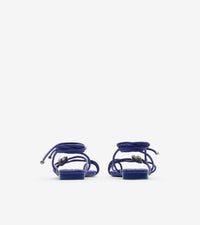 W FLAT SANDAL KNIGHT