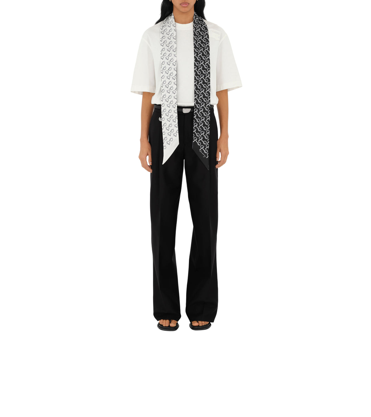SILK SCARVES NOIR BLANC