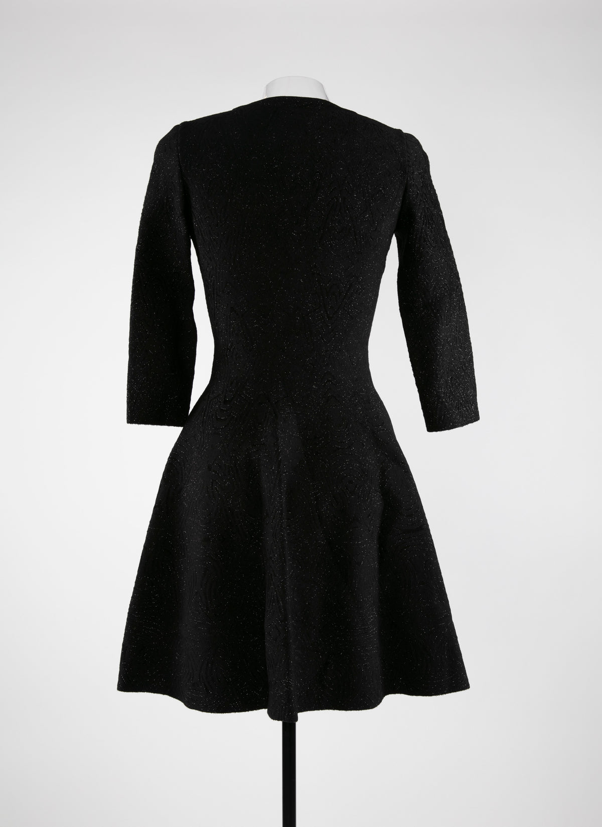 Robe courte évasée à col rond et manches 3/4 - Noir Brillant