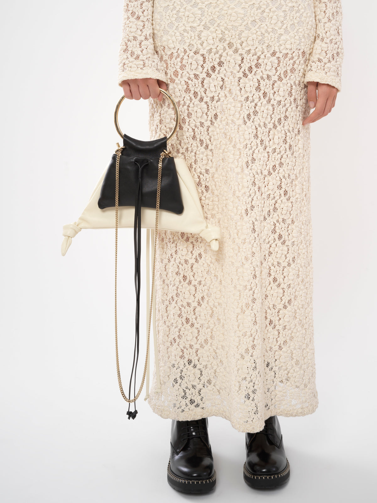 OK PORTE_Sac Clutches Arlene en cuir - White & Black