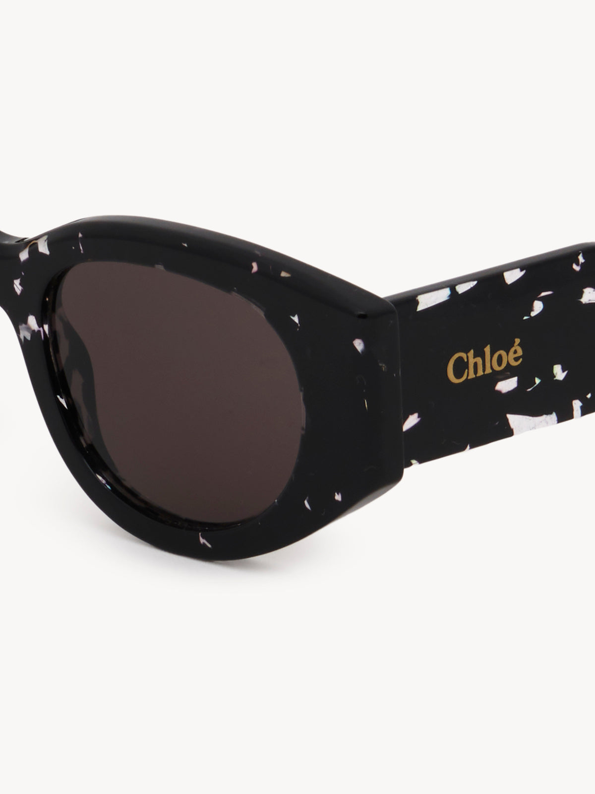 OK PORTE_Lunettes de soleil œil-de-chat Gayia - Crystal Black