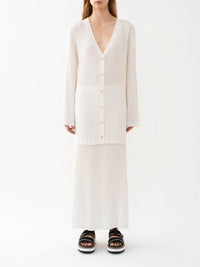 OK PORTE_Cardigan à col V tricoté en soie - Iconic Milk