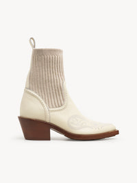 NO PORTE_Eggshell ANKLE BOOTS - Eggshell