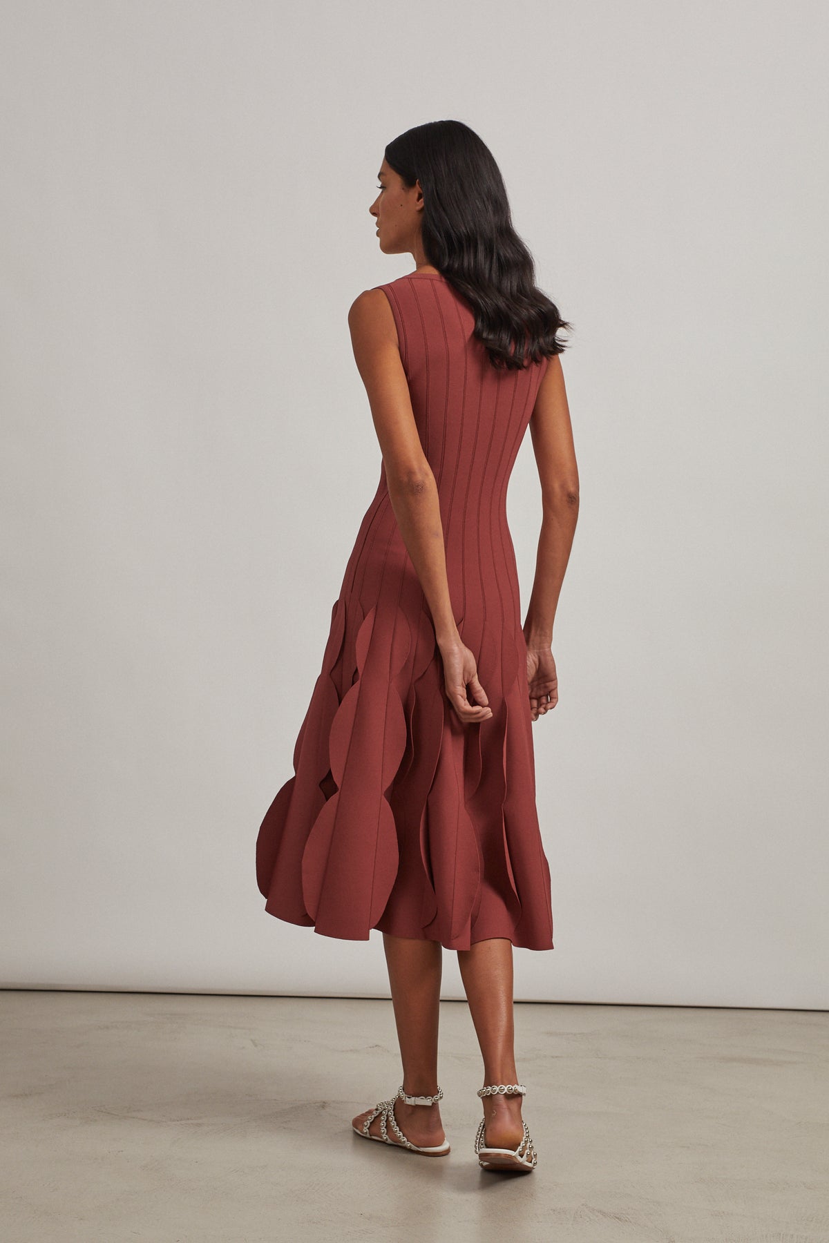 Robe longue évasée et texturée en maille - Grenat